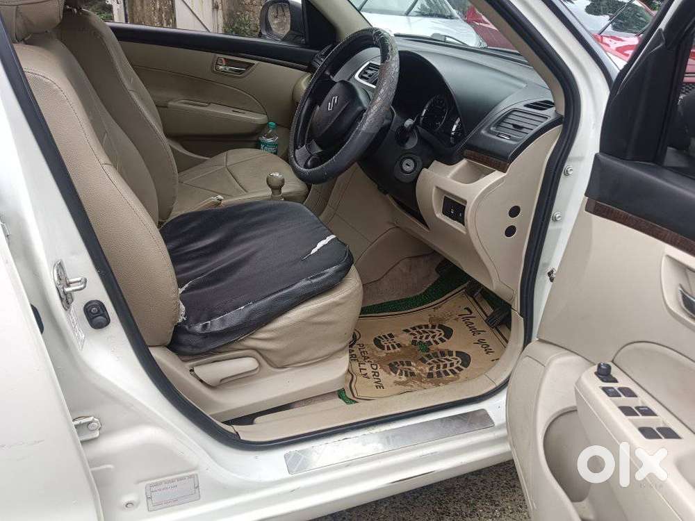 Maruti Suzuki Swift Dzire 1.2 Vxi Bsiv, 2015, Petrol