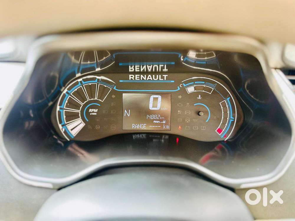 Renault Triber 1.0 Rxz Amt Dual Tone, 2022, Petrol