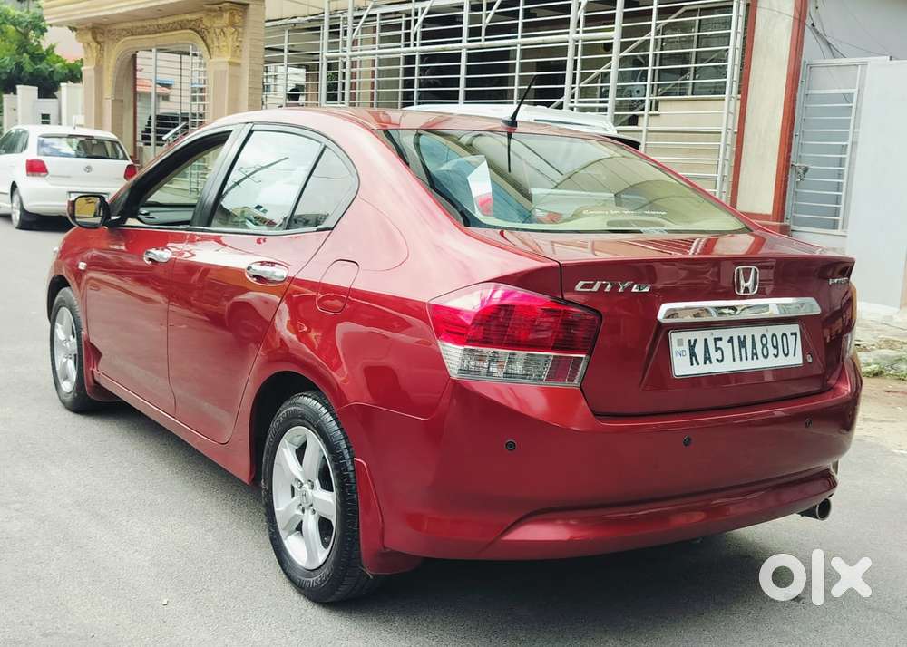 Honda City V Mt, 2011, Petrol