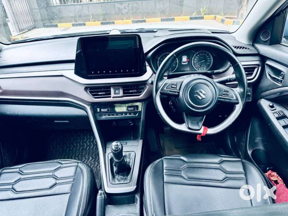 Maruti Suzuki Brezza 1.5 Zxi Plus Smart Hybrid Dual Tone, 2022, Petr..