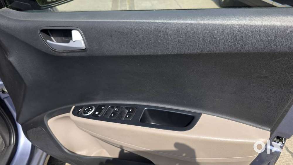 Hyundai I10 Asta At, 2017, Petrol