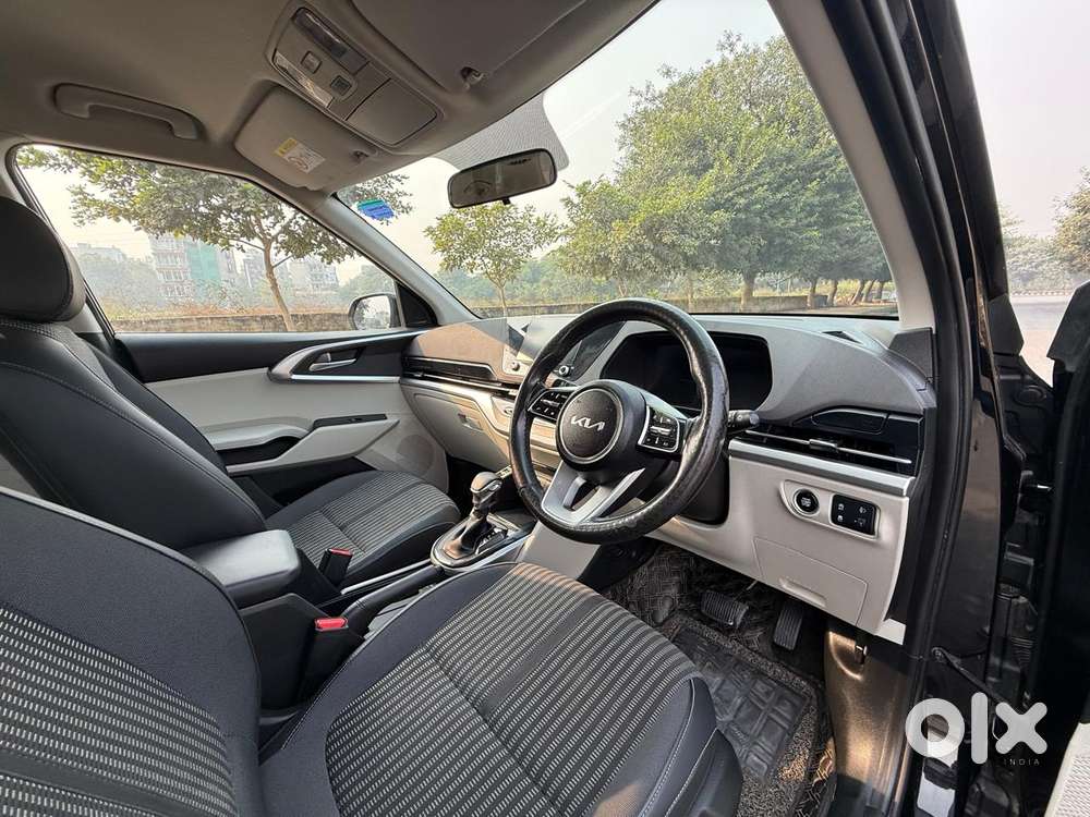 Kia Carens 1.4 Prestige Plus Turbo Dct 7 Str, 2023, Petrol