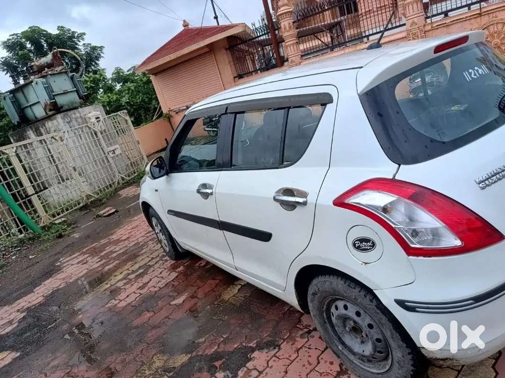 Maruti Suzuki Swift 2016