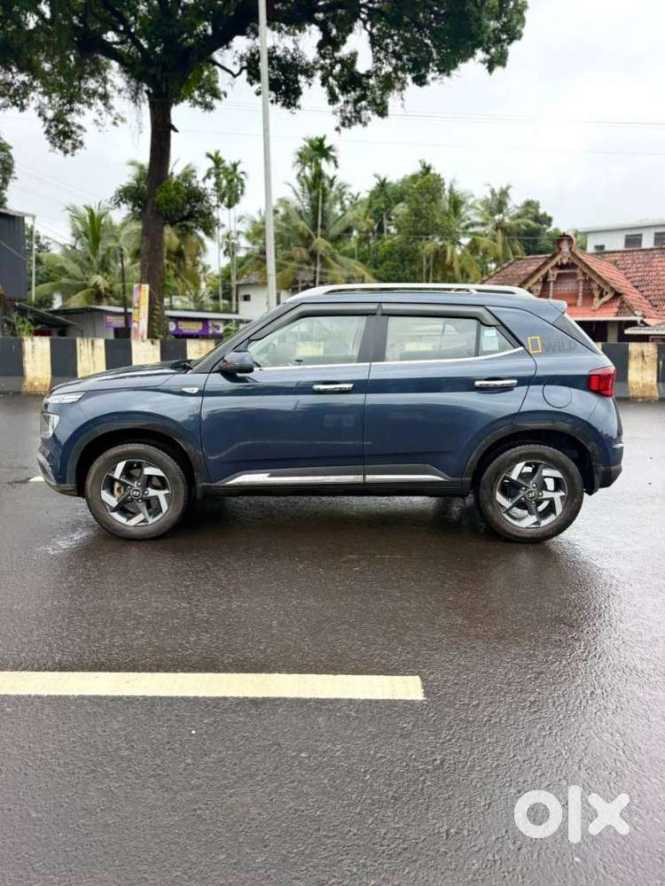 Hyundai Venue S, 2020