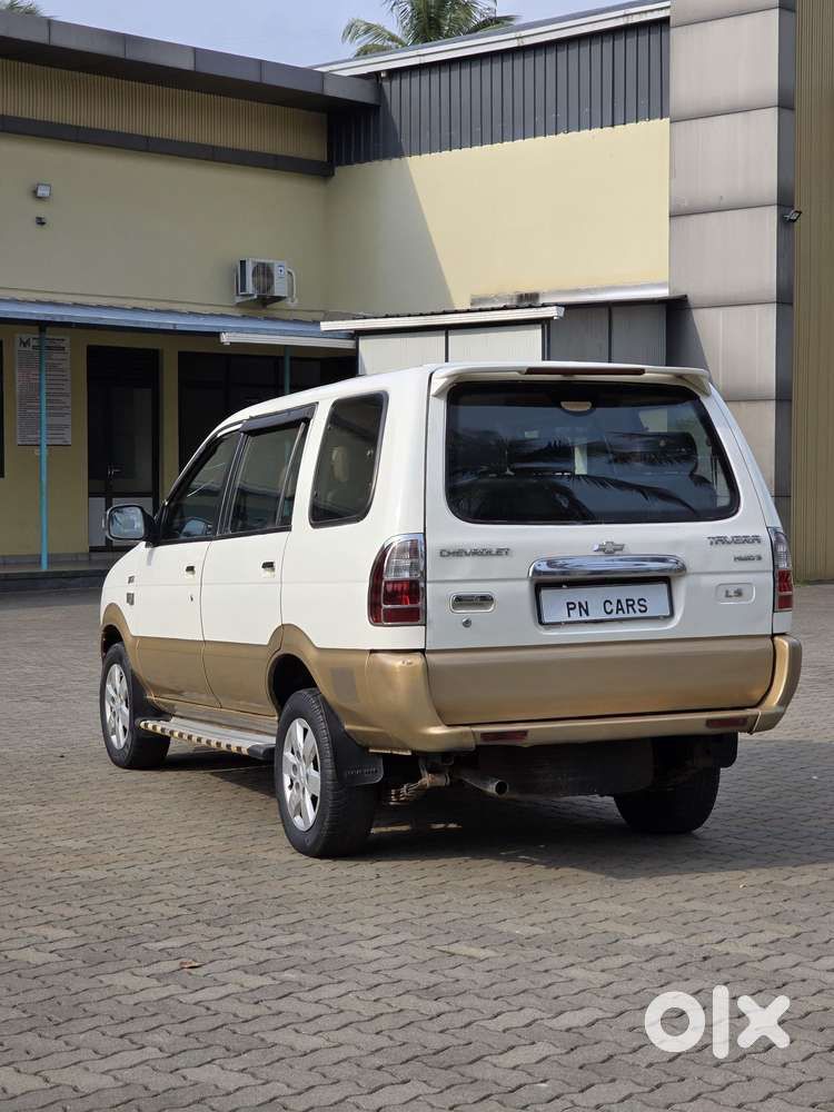 Chevrolet Tavera Neo Ls B3 - 7 Seats Bsii, 2012, Diesel
