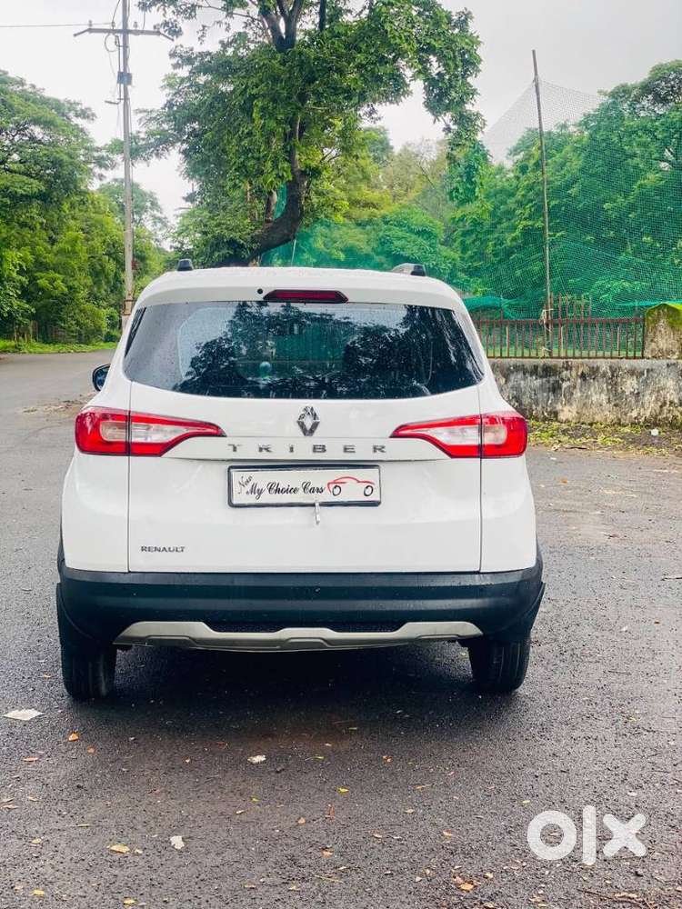 Renault Triber Rxt, 2022, Petrol