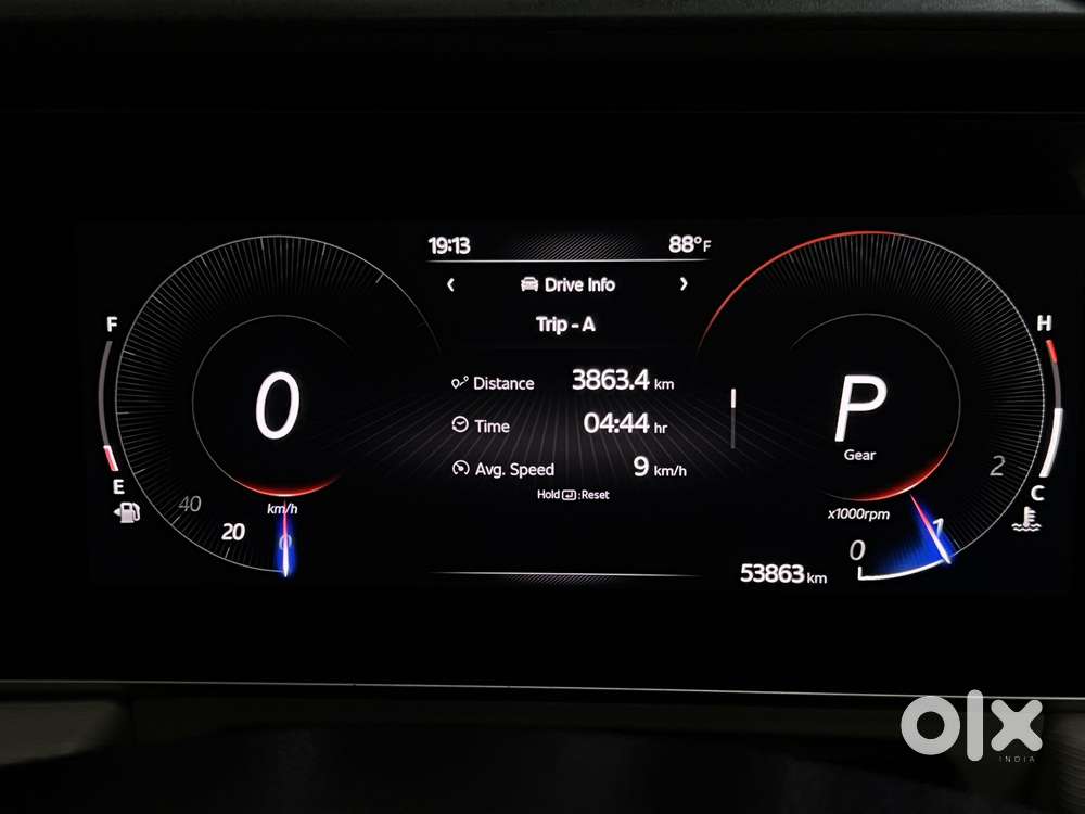 Mahindra Xuv700 2.2 Ax 5 Diesel At 7 Str, 2022, Diesel