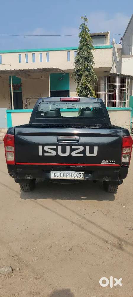 Isuzu D-max 2022 Diesel 65000 Km Driven