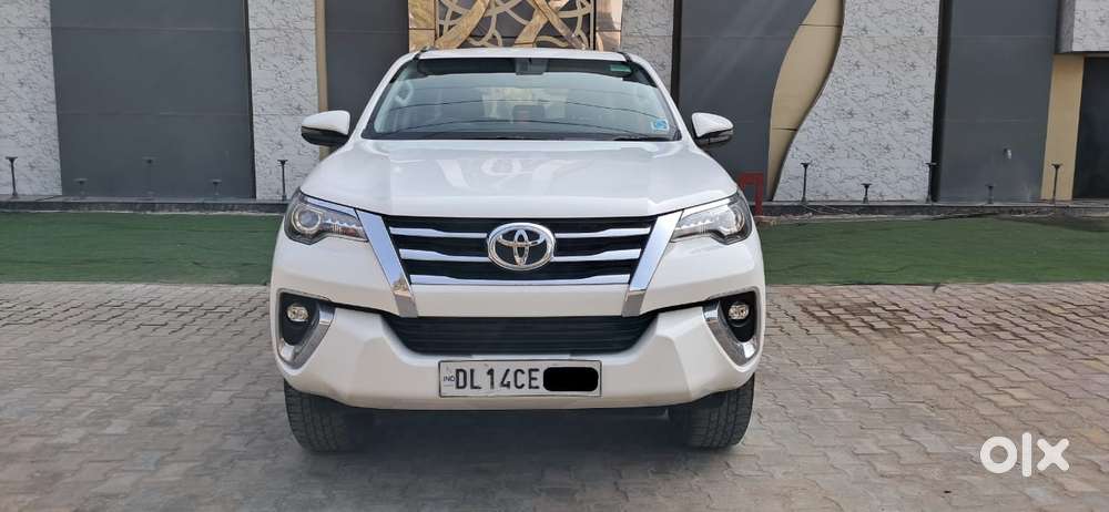 Toyota Fortuner 4x2 At 2.8 Diesel, 2020, Diesel