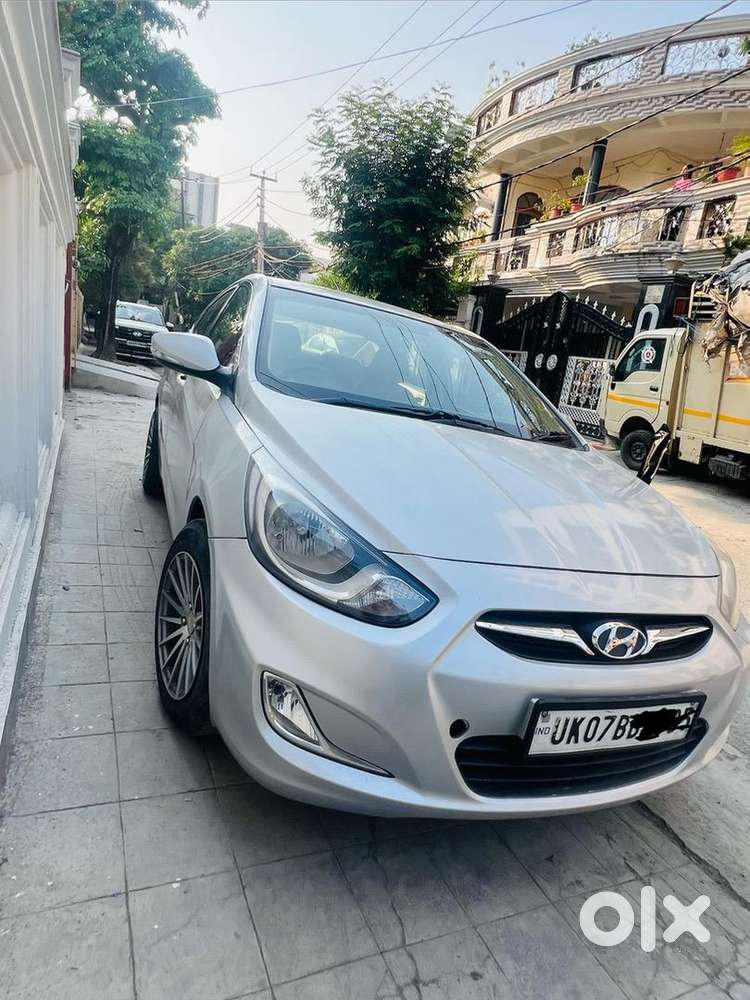 Hyundai Verna 2014 Top Model Petrol Well Maintained