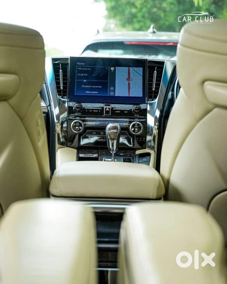 Toyota Vellfire, 2021, Petrol