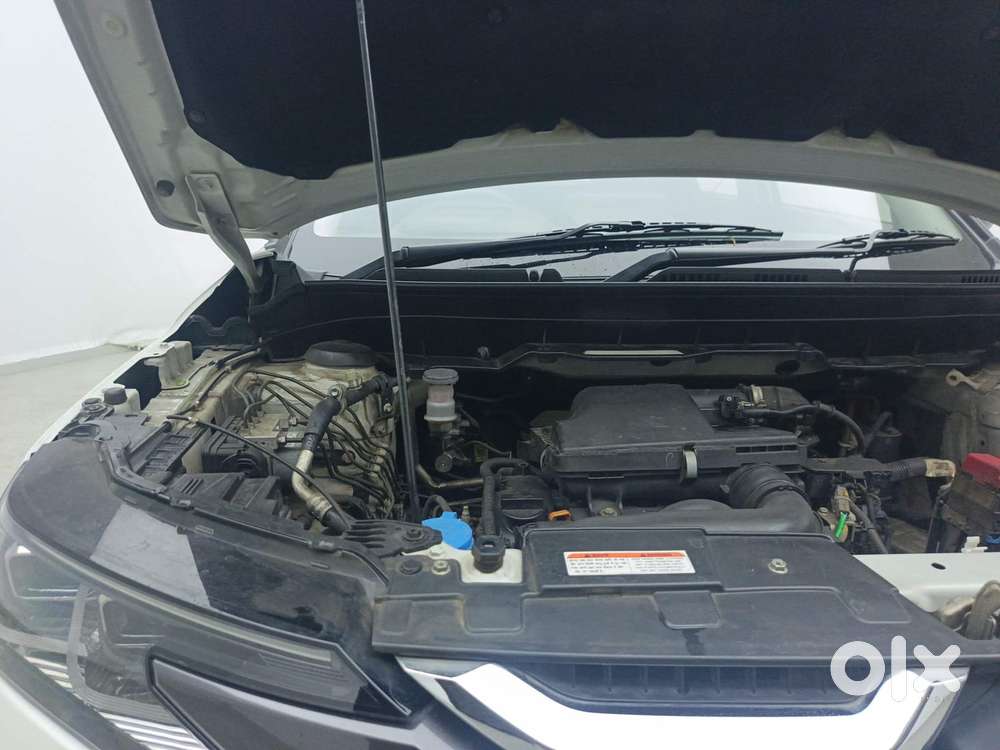 Maruti Suzuki Brezza Zxi Plus At, 2022, Petrol