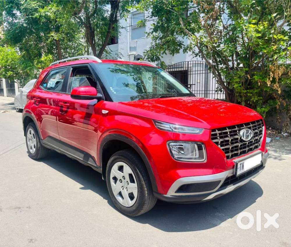 Hyundai Venue S 1.2 Petrol, 2022, Petrol