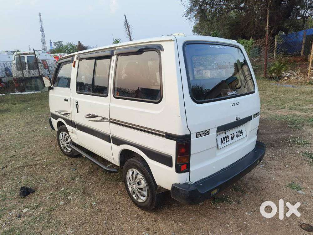 Maruti Suzuki Omni 8 Seater Bsiv, 2011, Petrol