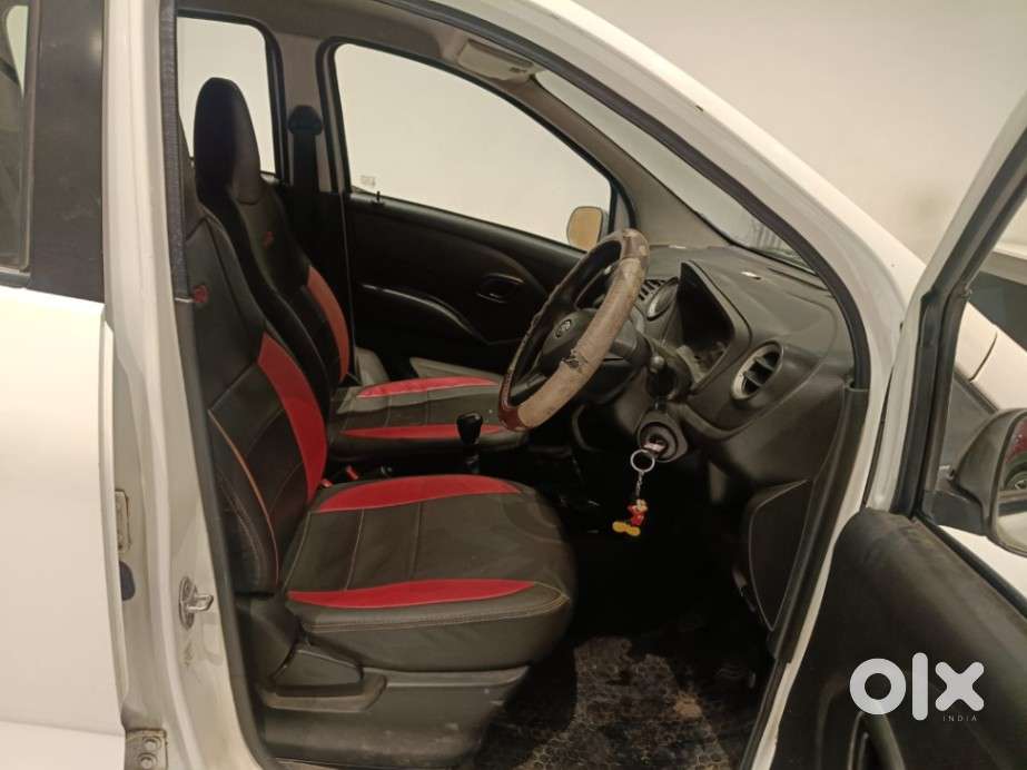 Datsun Redigo Sv 1.0, 2017, Petrol