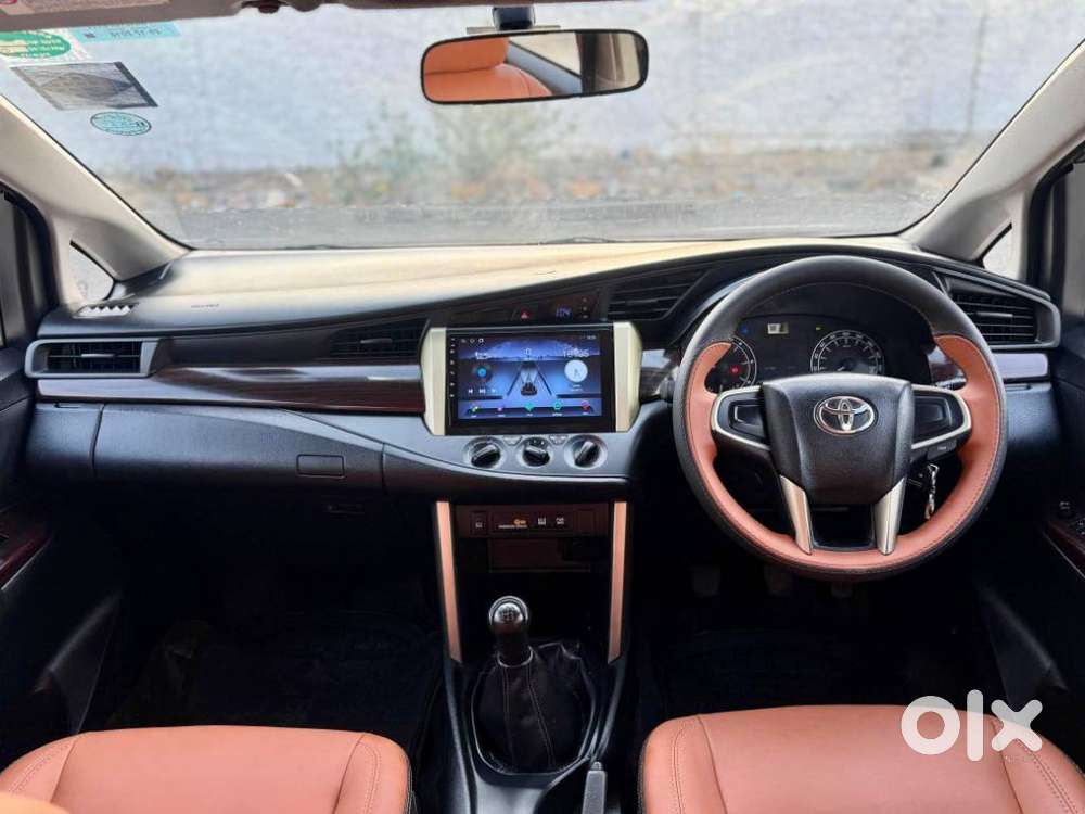 Toyota Innova Crysta 2.4 G Mt 8s, 2016, Diesel