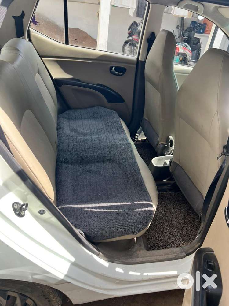 Hyundai I10 2011 Cng 76756 Km Driven