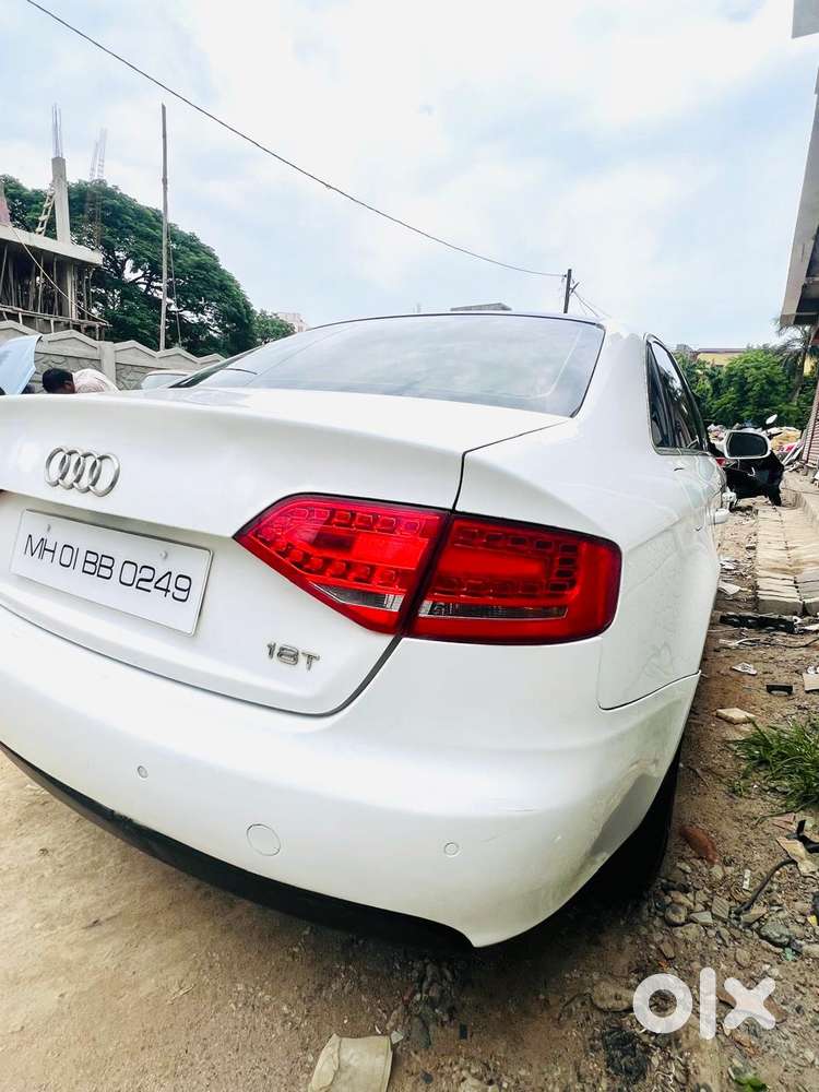 Audi A4, 2011, Petrol