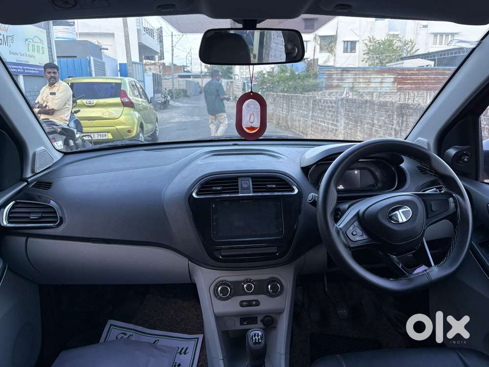 Tata Tiago, 2024, Petrol