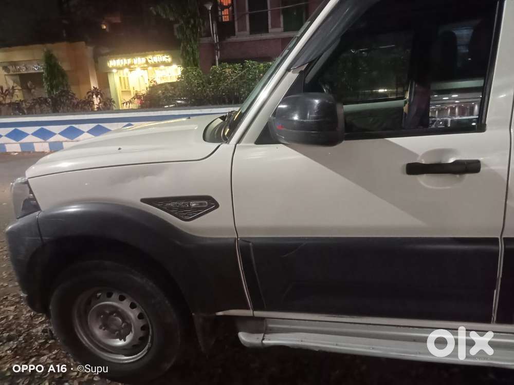 Mahindra Scorpio S4 9 Seater, 2019, Diesel