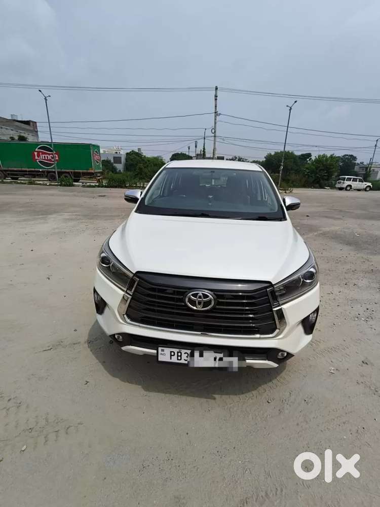 Toyota Innova Crysta 2.8 Zx At 7 Seater, 2019, Diesel