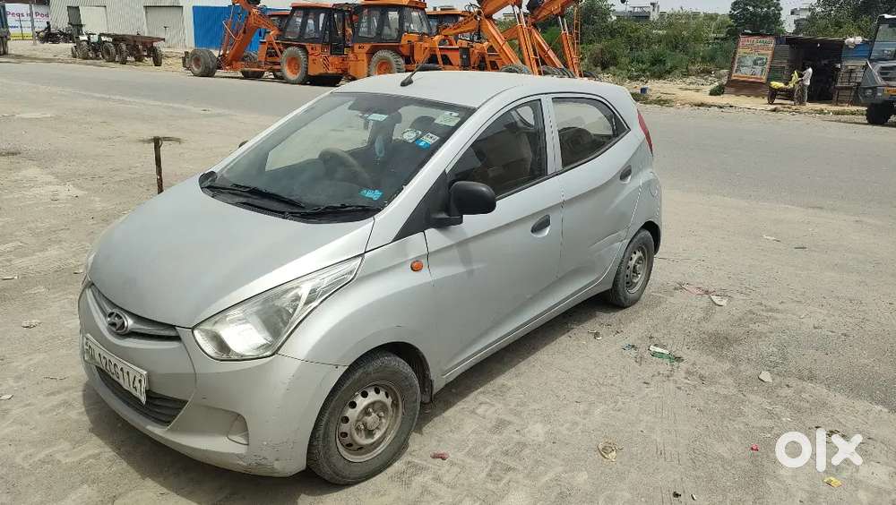 Hyundai Eon D-lite + 2014 Petrol Manual