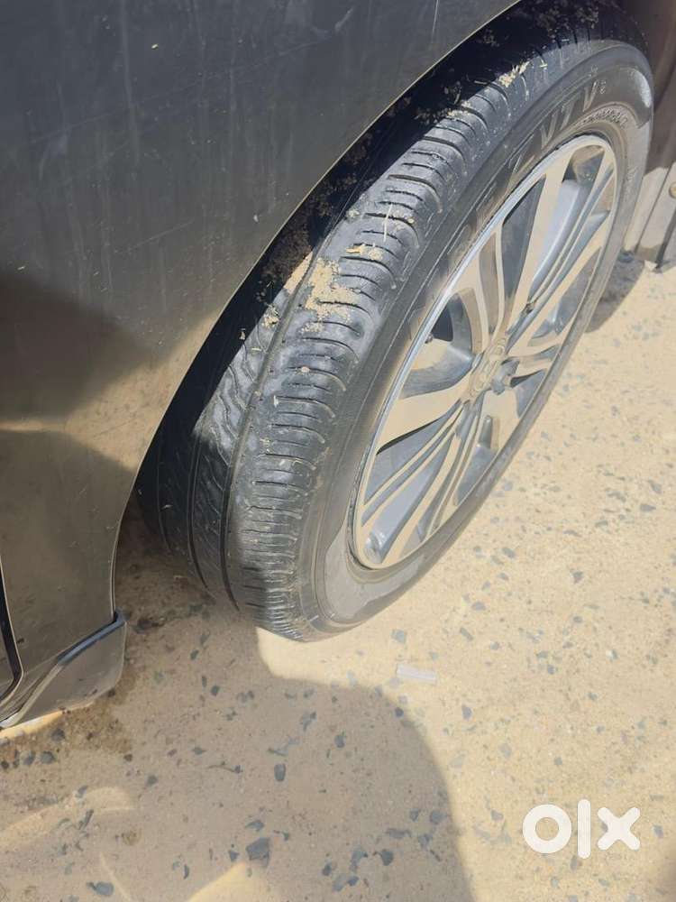 Honda Amaze 2nd Gen 2024 Petrol + Cng Well Maintained