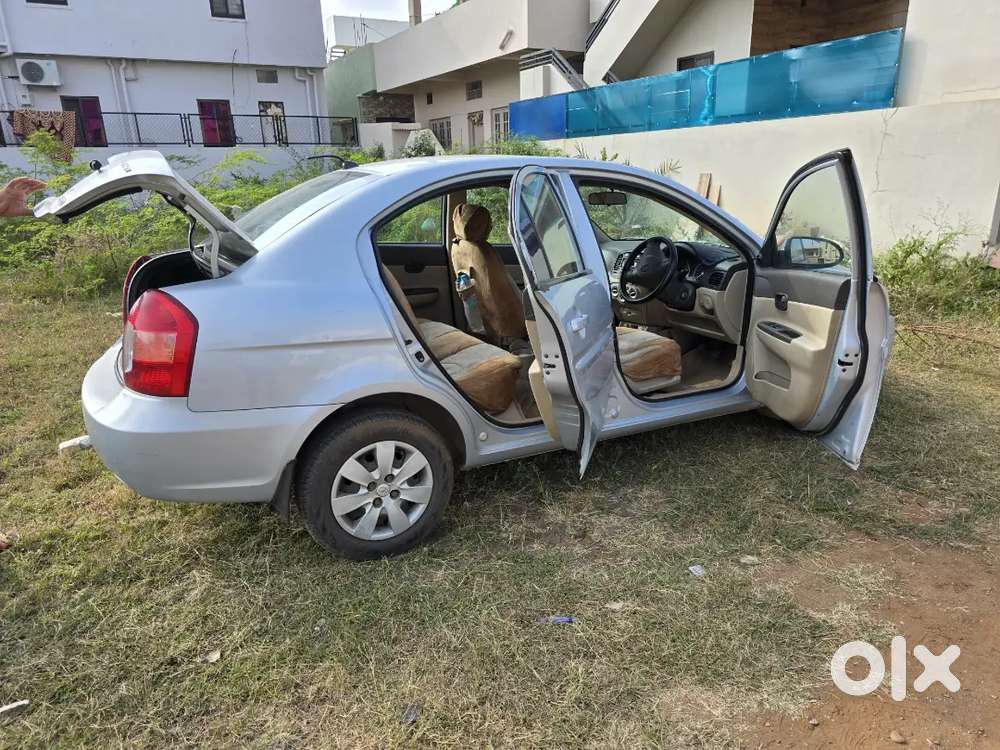 Hyundai Verna 2008..