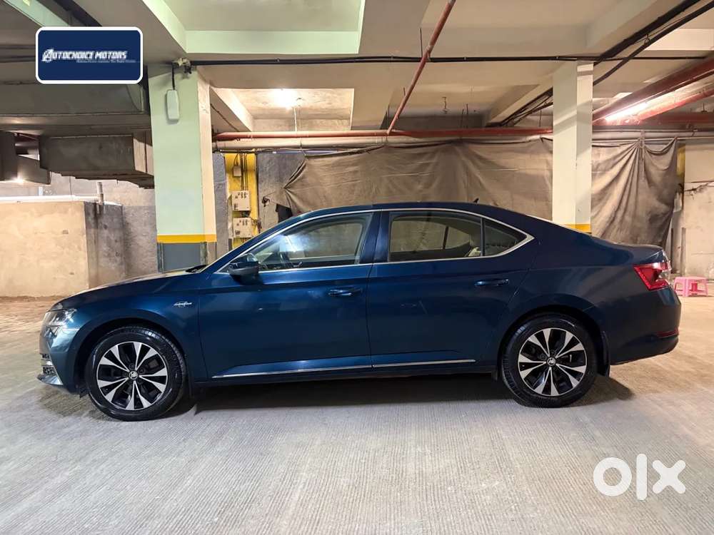 Skoda Superb 2.0 L&k Tsi At, 2023, Petrol