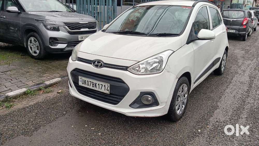 Hyundai Grand I10 2013-2016 Sportz Edition, 2015, Petrol