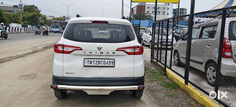 Renault Triber Rxl, 2023, Petrol
