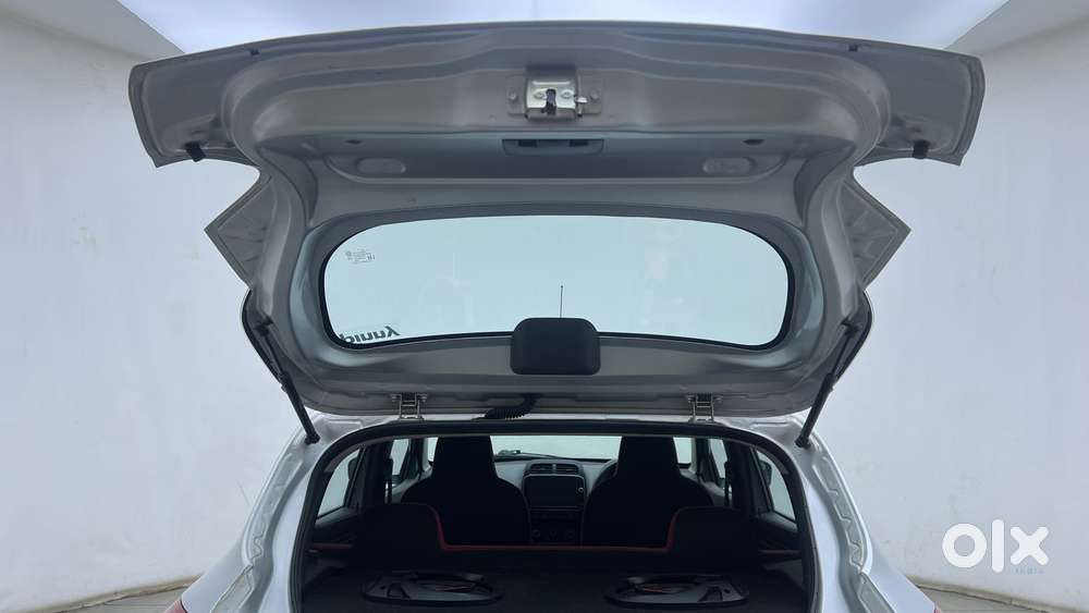 Renault Kwid 2019-ongoing 1.0 Rxt Amt (o), 2020, Petrol