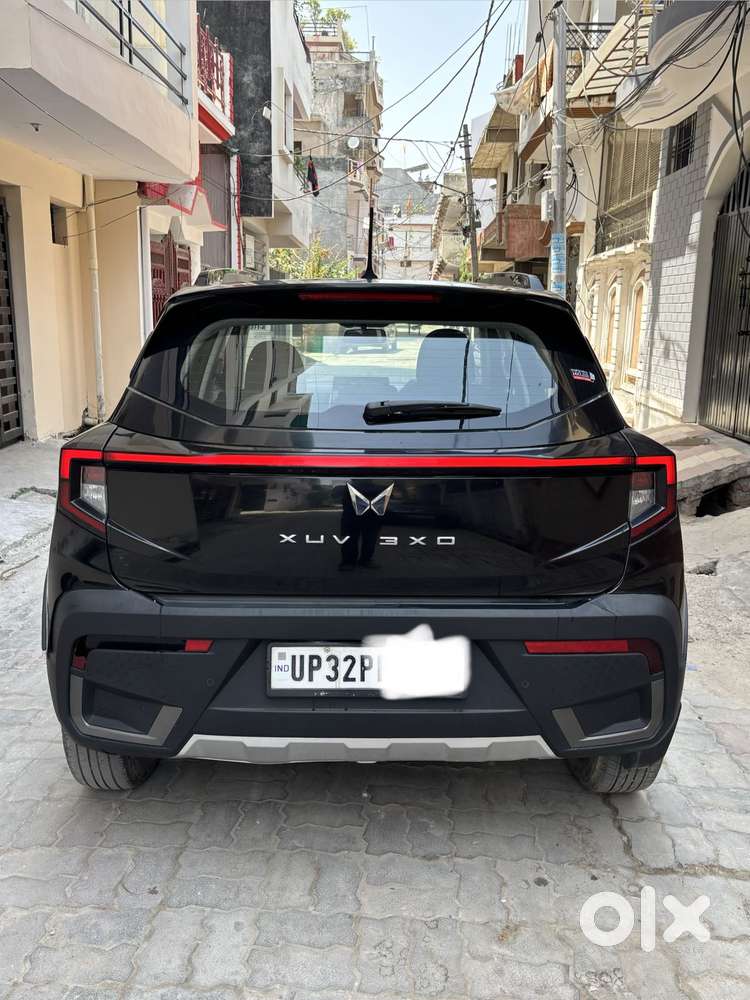 Mahindra Xuv 3xo Ax5 Ds Mt, 2024, Diesel