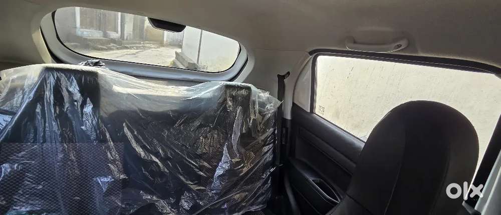 Maruti S-presso Vxi 2025