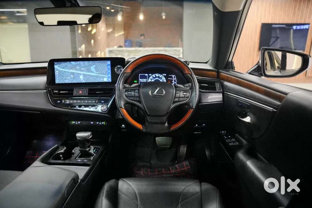 Lexus Es, 2024, Petrol