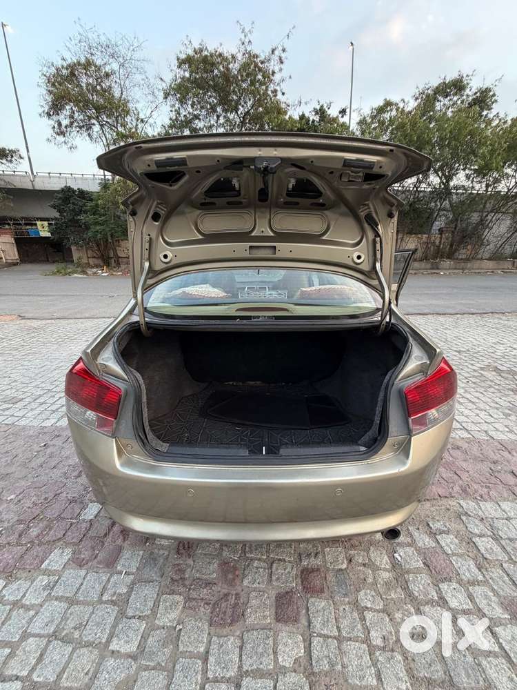 Honda City V At, 2011, Petrol