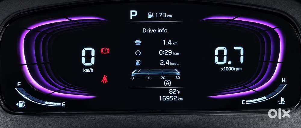 Kia Carens D1.5 6mt Premium 07, 2025, Petrol