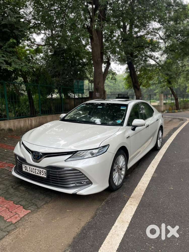 Toyota Camry 2.5 Hybrid, 2019, Petrol