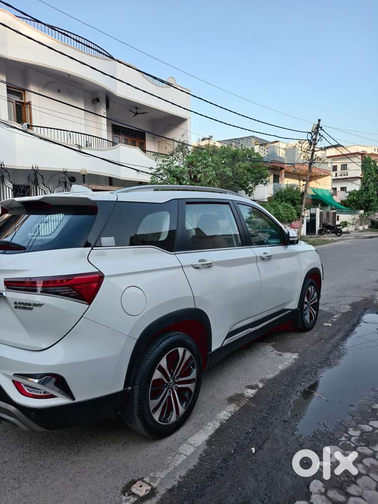 Mg Hector Plus Sharp Pro 1.5 Turbo Petrol Cvt 6 Str, 2021, Petrol