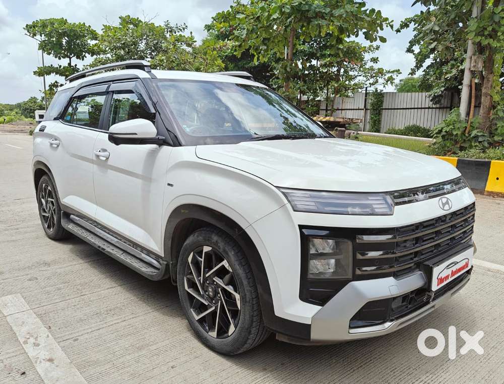 Hyundai Alcazar 2.0 Signature (o) Petrol At 7 Str, 2025, Petrol