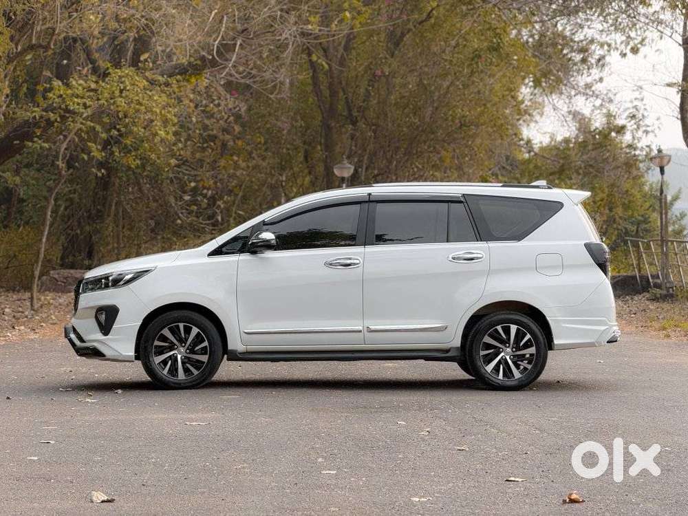 Toyota Innova Crysta Zx 2.4 Diesel 7 Seater, 2022, Diesel