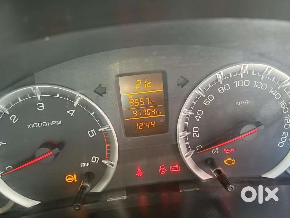 Maruti Suzuki Dzire 2015 Diesel 90000 Km Driven