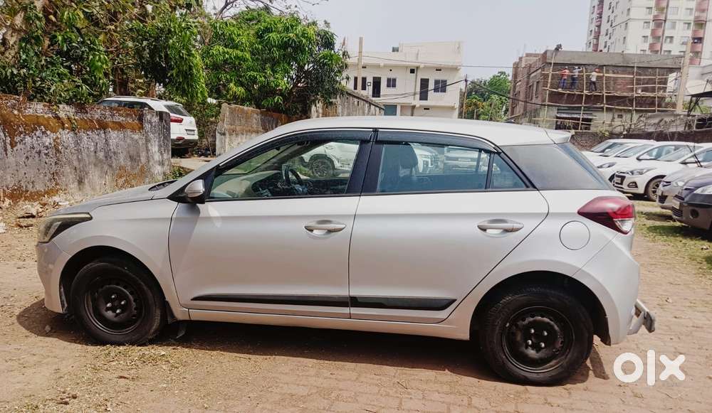 Hyundai I20 Sportz 1.4 Crdi 6 Speed Bs-iv, 2015, Diesel