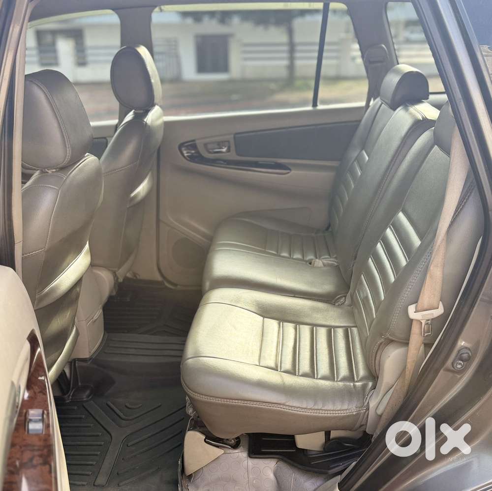 Toyota Innova 2.5 Vx 8 Str, 2012, Diesel