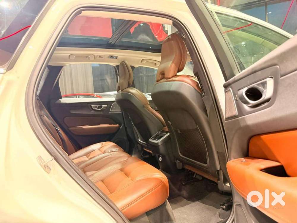 Volvo Xc60 D5 Inscription, 2019, Diesel