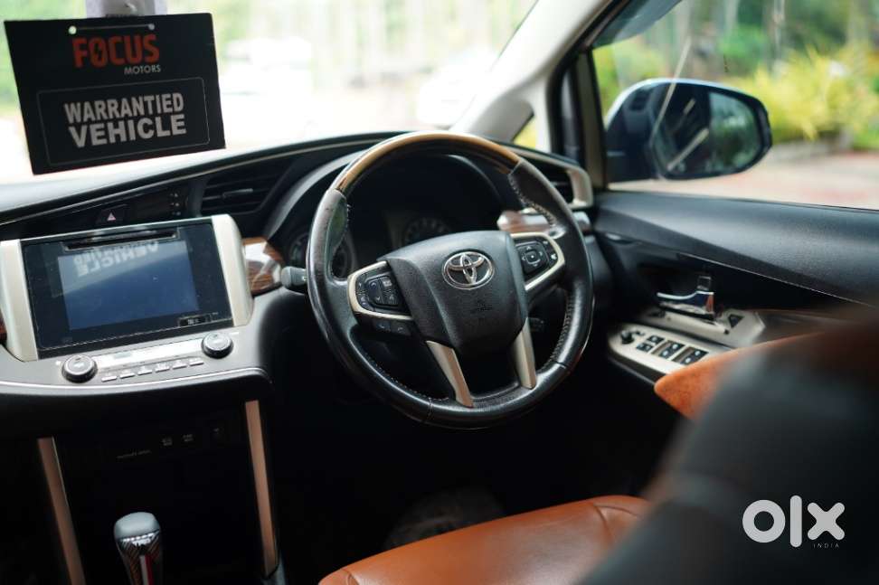 Toyota Innova Crysta 2.8z Automatic, 2017, Diesel