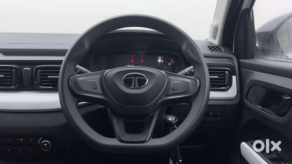 Tata Punch Pure, 2025, Petrol