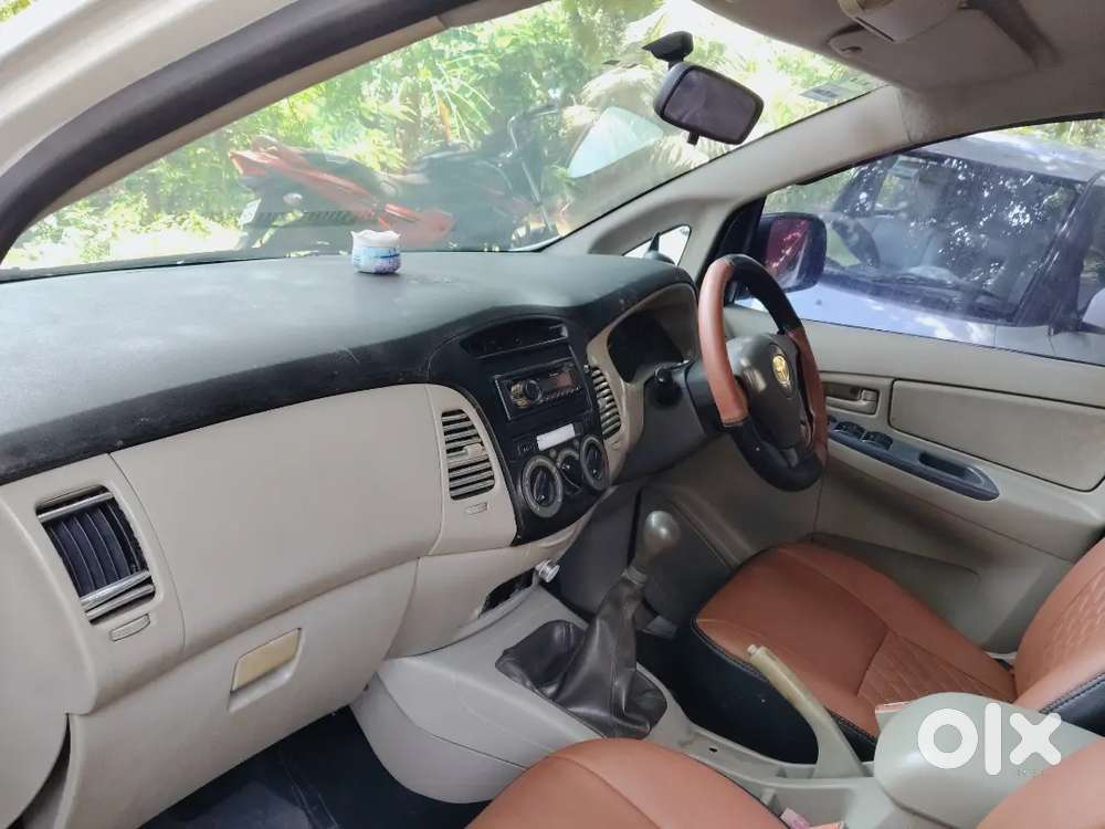 Toyota Innova 2.5 G1 2010