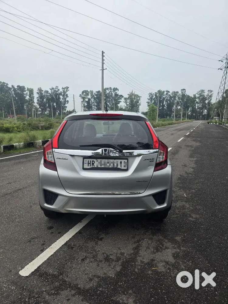 Honda Jazz Diesel. Manufacturing 2015. Registered 2016.