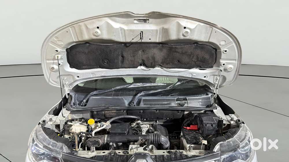 Renault Triber Rxt, 2022, Petrol